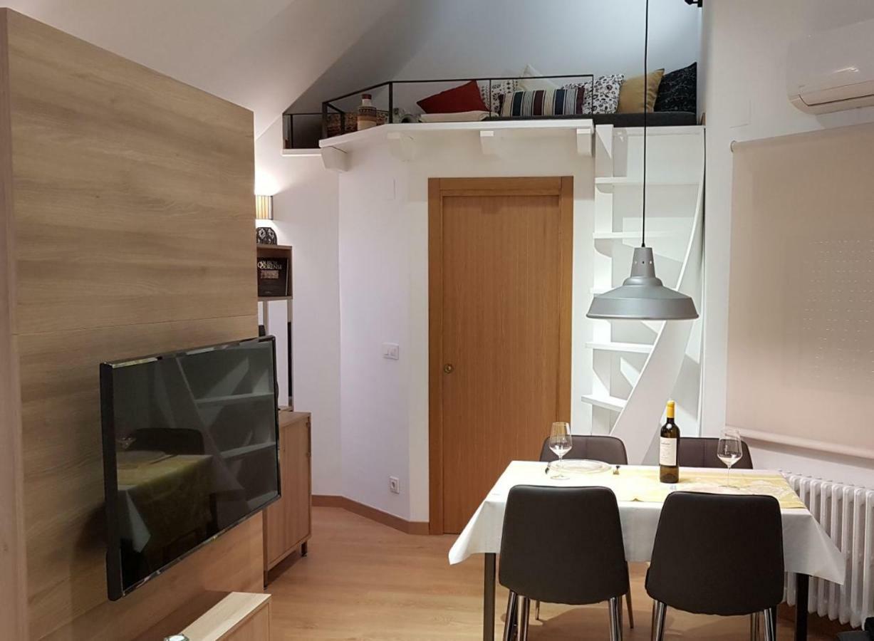 Estudio Atico con Altillo Ourense Esterno foto